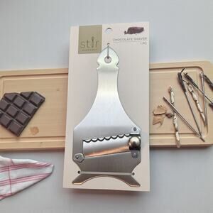 Stir Everyday Stainless Steel Chocolate Shaver – New – Dessert Garnish Tool